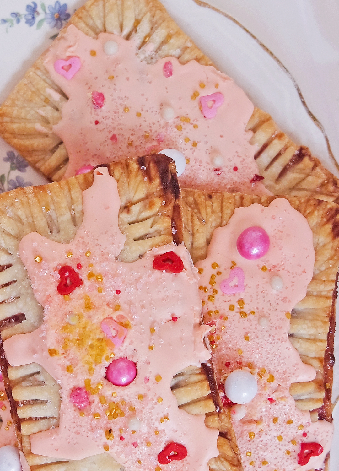 How to throw the best Galentine's Day brunch, rustic homemade pop tarts